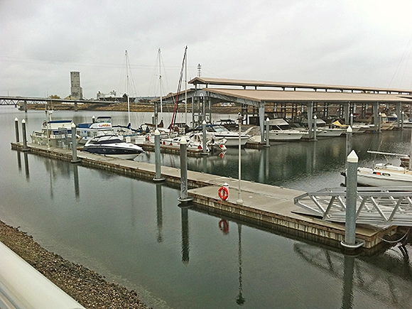 kennewick clover island marina